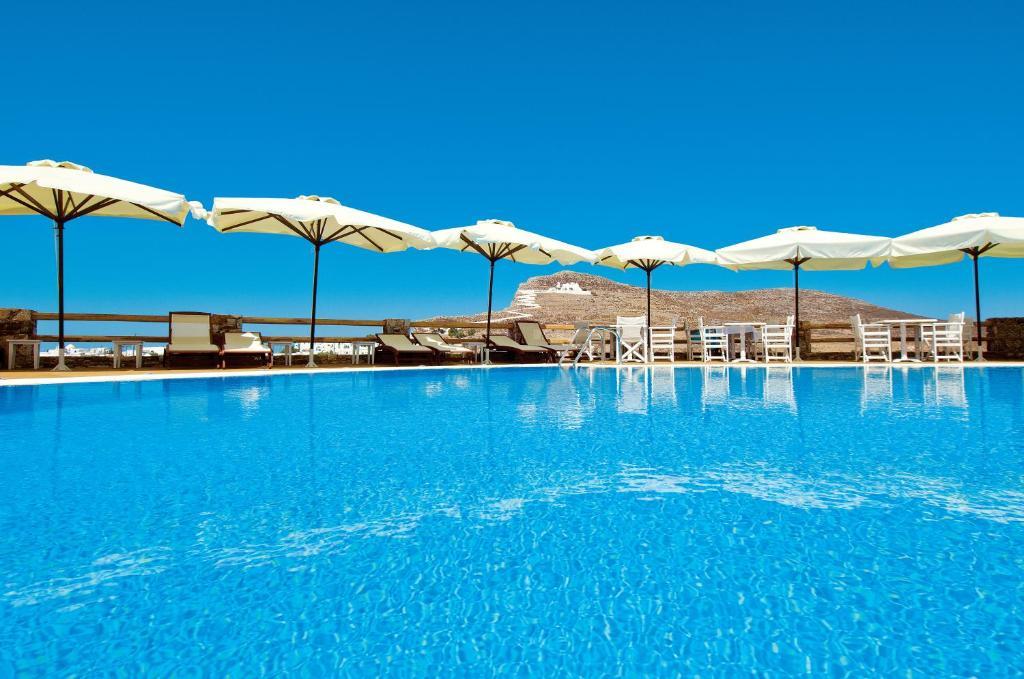 Aspalathras White Hotel Folégandros エクステリア 写真